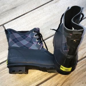 Western Chief tie up rain boots